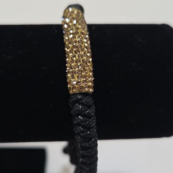 Black and Gold Adjustable Bracelet - Picture 4 of 5